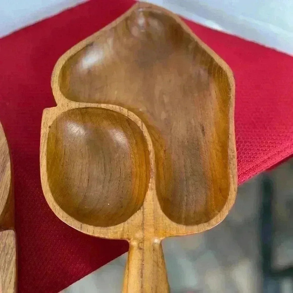 Vintage 1960’s Monkey Pod Bowls Set of 2 in excellent condition! - Picture 8 of 8